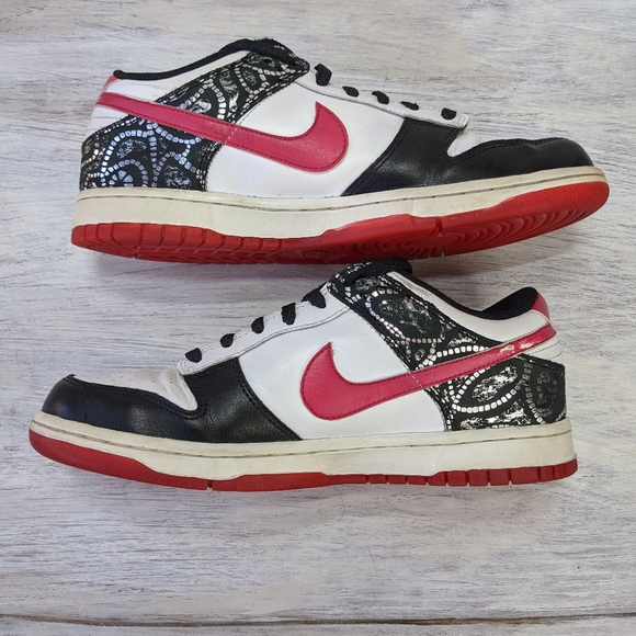 VINTAGE, RARE Nike Dunk Low 6.0 'Pink White Black' m8.5/w10 - Picture 2 of 15